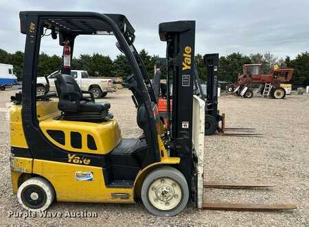 Propane Forklifts - Yale GLC050VXNDSE083 (4)
