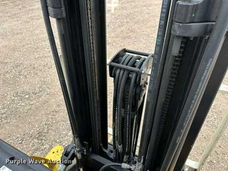 Propane Forklifts - Yale GLC040VXNDAE083 (16)