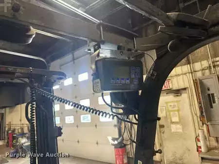 Propane Forklifts - Toyota 7FGCU25 (12)