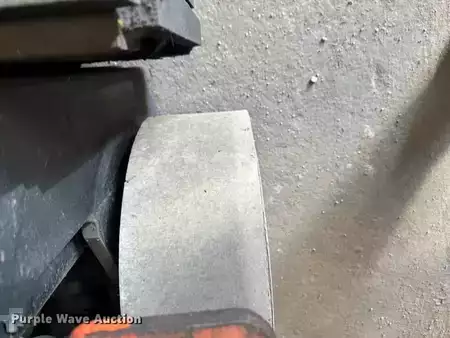 Propane Forklifts - Toyota 7FGCU25 (33)