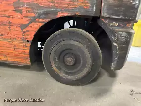 Propane Forklifts - Toyota 7FGCU25 (37)