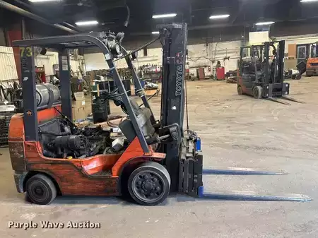Propane Forklifts - Toyota 7FGCU25 (4)