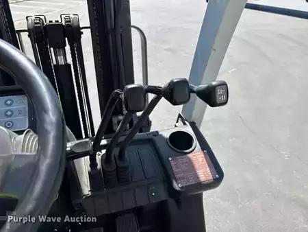 Propane Forklifts 2017  Unicarriers CFS40 (27)