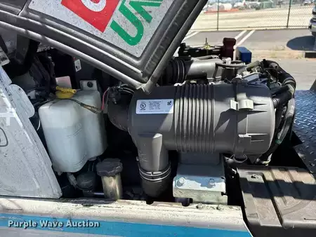 Propane Forklifts 2017  Unicarriers CFS40 (35)