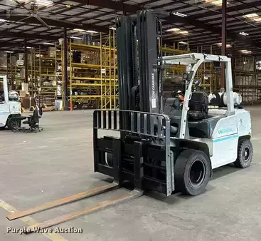 Diesel Forklifts 2018  Unicarriers PF110YLP (1)