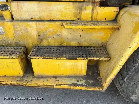 Montacargas diésel - Hyundai 160D-7E (25)