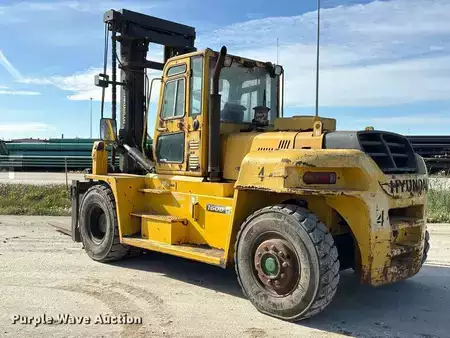 Montacargas diésel - Hyundai 160D-7E (7)