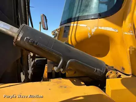 Montacargas diésel - Hyundai 160D-7E (27)