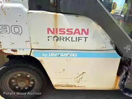 Montacargas diésel 2015  Nissan PF90HD (29)