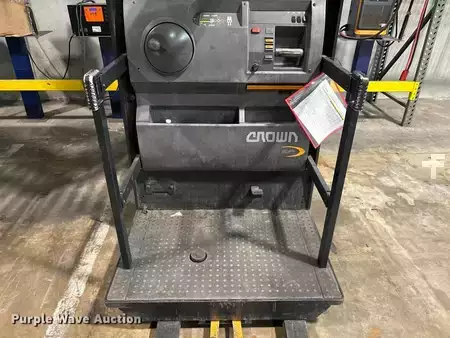 Recogepedido vertical 2018  Crown SP3520-30 (23)