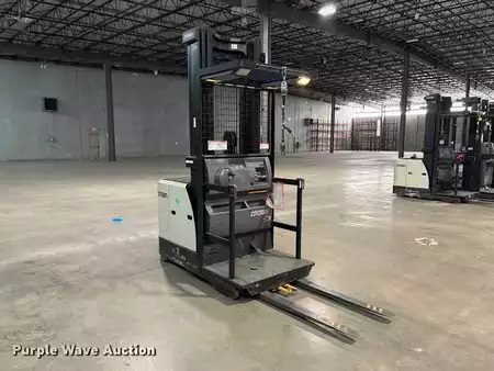 Recogepedido vertical 2018  Crown SP3520-30 (3)