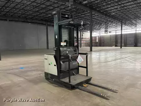 Recogepedido vertical 2018  Crown SP3520-30 (3)