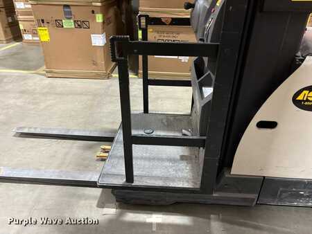 Order Picker 2017  Crown SP3520-30 (18)