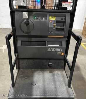 Order Picker 2017  Crown SP3520-30 (28)