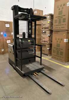 Order Picker 2017  Crown SP3520-30 (3)