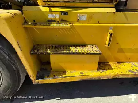 Diesel Forklifts - Hyundai 160D-7E (29)