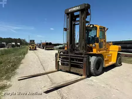 Montacargas diésel - Hyundai 160D-7E (1)