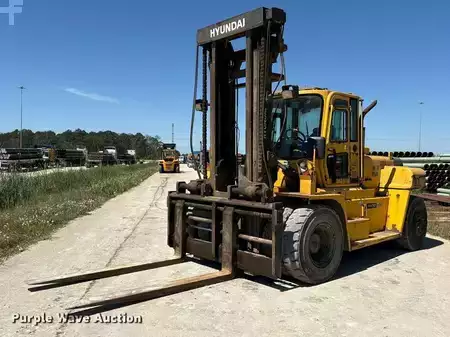 Montacargas diésel - Hyundai 160D-7E (1)