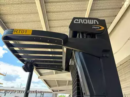 Montacargas Eléctrico (4 ruedas) 2017  Crown RR5725-35 (20)