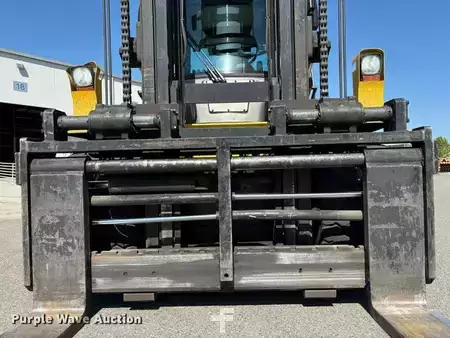 Diesel Forklifts 2016  Hyundai 130D-9 (12)