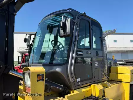 Diesel Forklifts 2016  Hyundai 130D-9 (18)