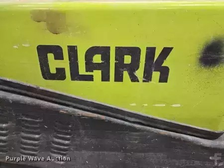 Propane Forklifts - Clark C25C (22)