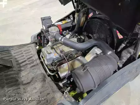 Propane Forklifts - Clark C25C (35)