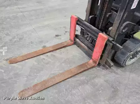 Propane Forklifts - Clark C25C (9)