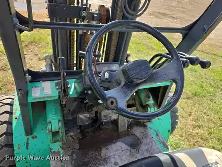 Montacargas GLP - Mitsubishi FG30 (26)