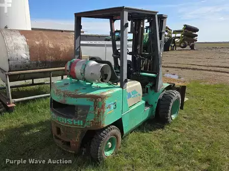 Montacargas GLP - Mitsubishi FG30 (5)