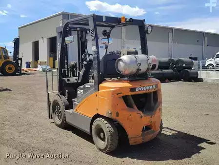 Montacargas GLP 2019  Doosan G25-7 (7)