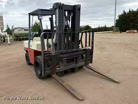 Montacargas GLP - Nissan 90 (3)