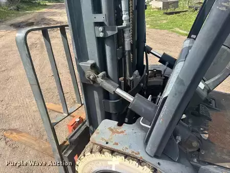Montacargas GLP - Doosan G25-P (11)