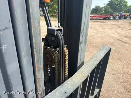 Montacargas GLP - Doosan G25-P (21)