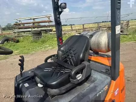 Montacargas GLP - Doosan G25-P (33)
