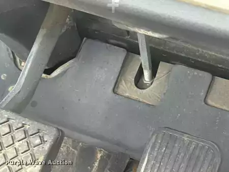 Montacargas GLP - Doosan G25-P (40)