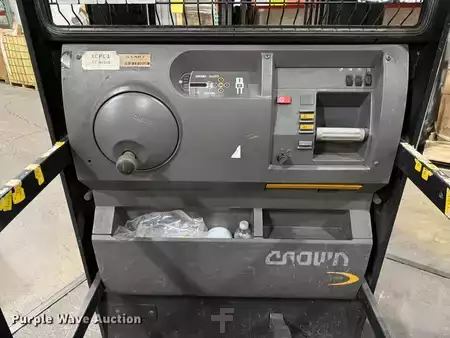 Order Picker 2017  Crown SP3500-30 (13)