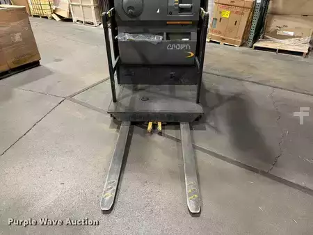 Order Picker 2017  Crown SP3500-30 (3)