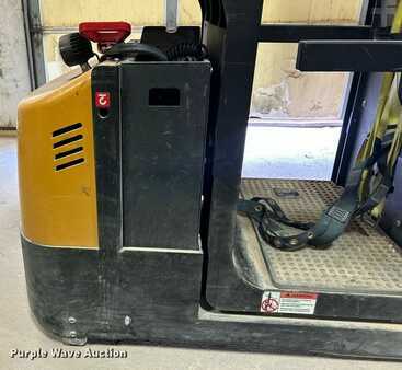 Vertical order pickers 2020  Big Joe (18)