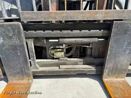 Montacargas diésel 2013  Linde H50D (21)