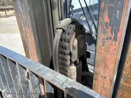 Montacargas diésel 2013  Linde H50D (25)
