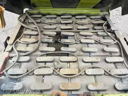 Montacargas diésel - Clark ECG32 (33)