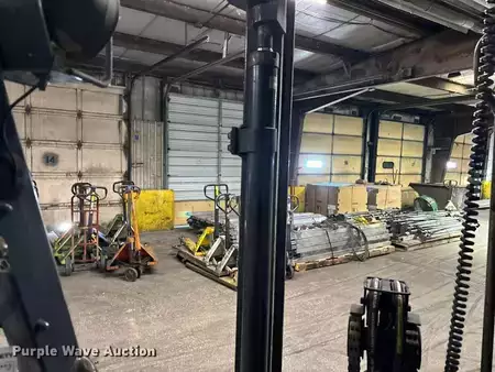 Propane Forklifts - Toyota 7FGCU25 (11)