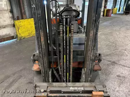 Propane Forklifts - Toyota 7FGCU25 (13)