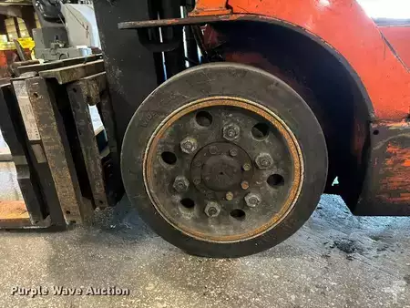 Propane Forklifts - Toyota 7FGCU25 (36)