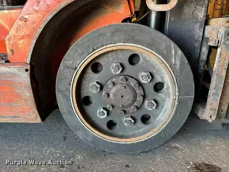 Propane Forklifts - Toyota 7FGCU25 (38)