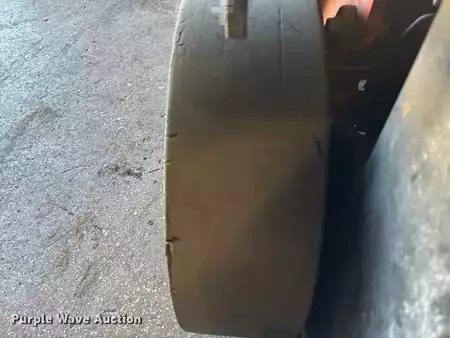 Propane Forklifts - Toyota 7FGCU25 (39)