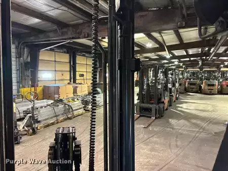 Propane Forklifts - Toyota 7FGCU25 (9)