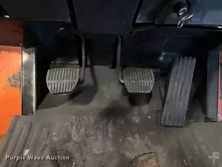 Propane Forklifts - Toyota 7FGCU25 (19)