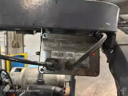 Propane Forklifts - Toyota 7FGCU25 (27)